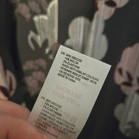 ✨️HOST PICK✨ White Stuff Sustainable Floral Dress - Picture 11 of 13